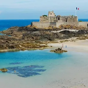 Apartment Le Plongeoir De Bon-secours, Saint-Malo